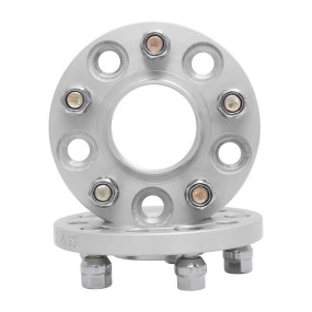 Element dystansowy koła do Ferrari 15mm 5x114,3 śr. 67,1 (STUD12x1.5)